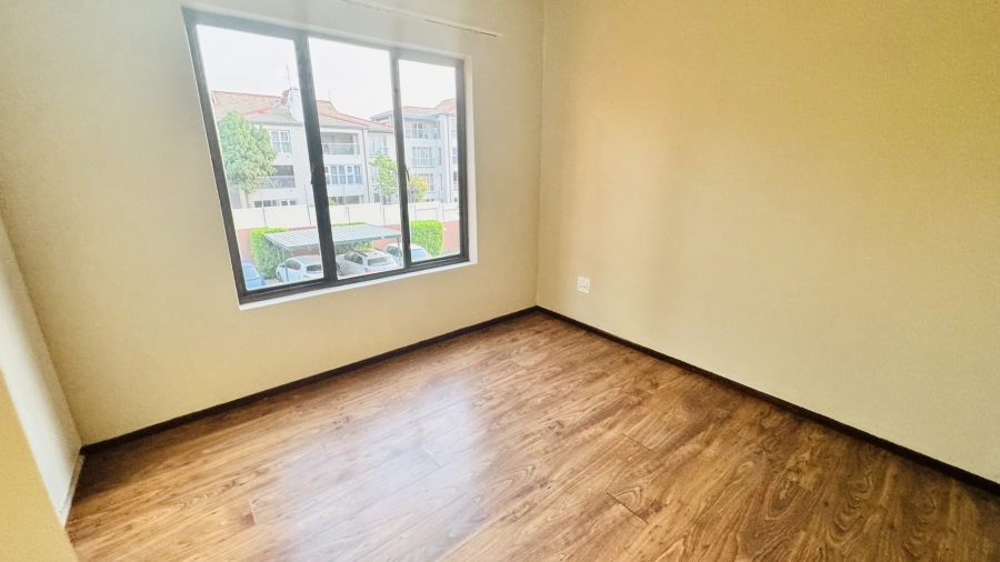 2 Bedroom Property for Sale in Sunninghill Gauteng