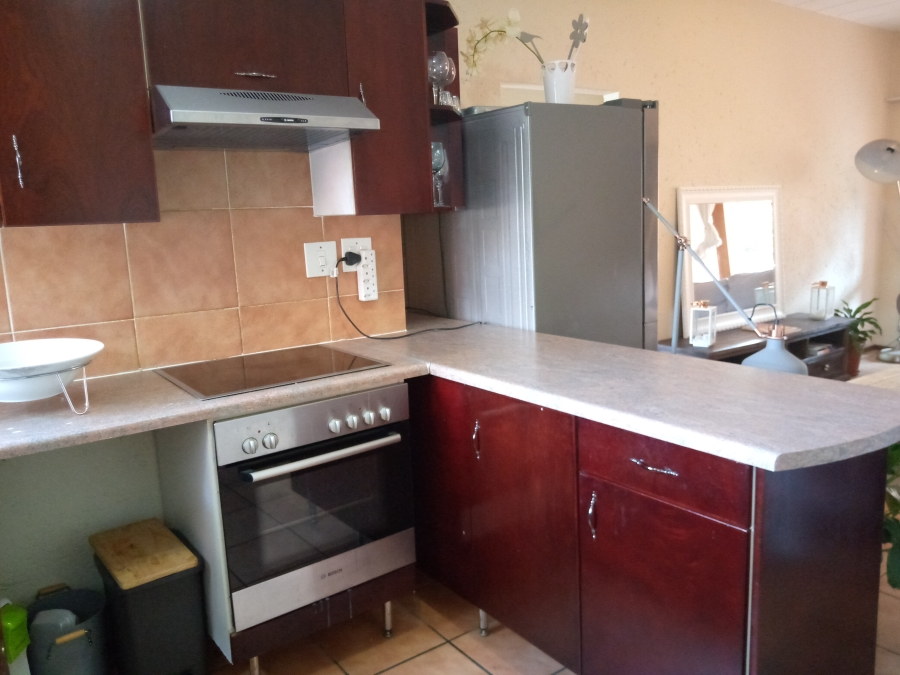 2 Bedroom Property for Sale in Sunninghill Gauteng