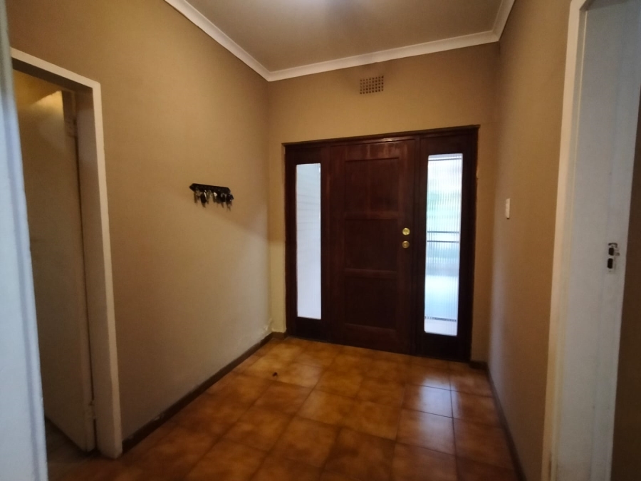 3 Bedroom Property for Sale in Vanderbijlpark SW 5 Gauteng