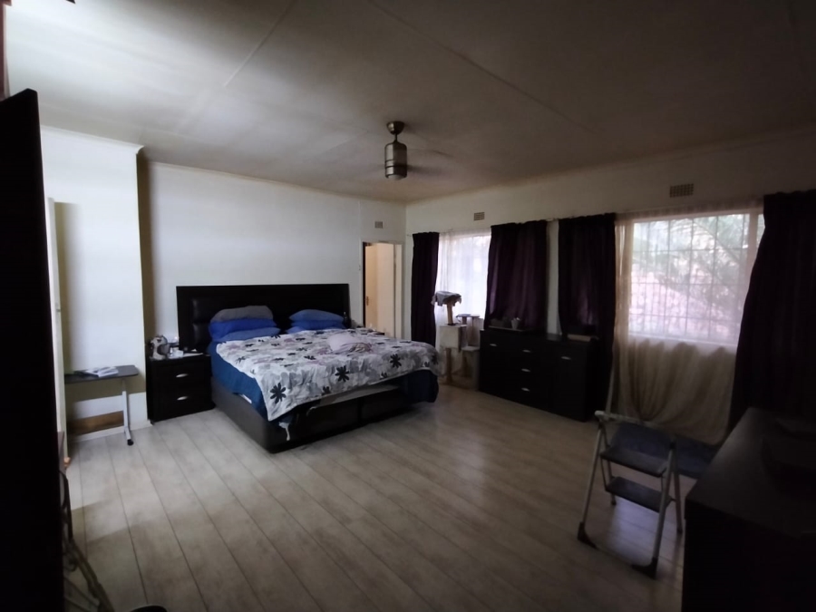 3 Bedroom Property for Sale in Vanderbijlpark SW 5 Gauteng