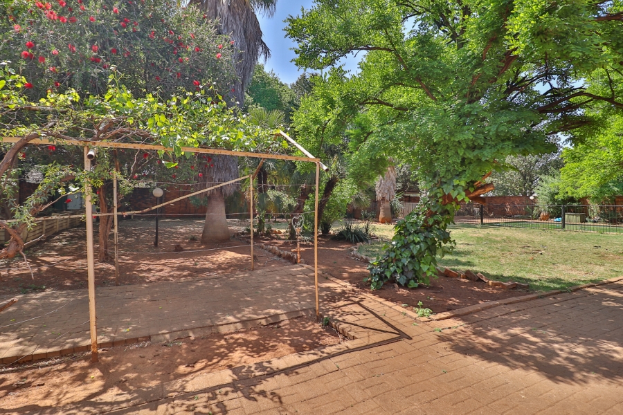 3 Bedroom Property for Sale in Vanderbijlpark SW 5 Gauteng