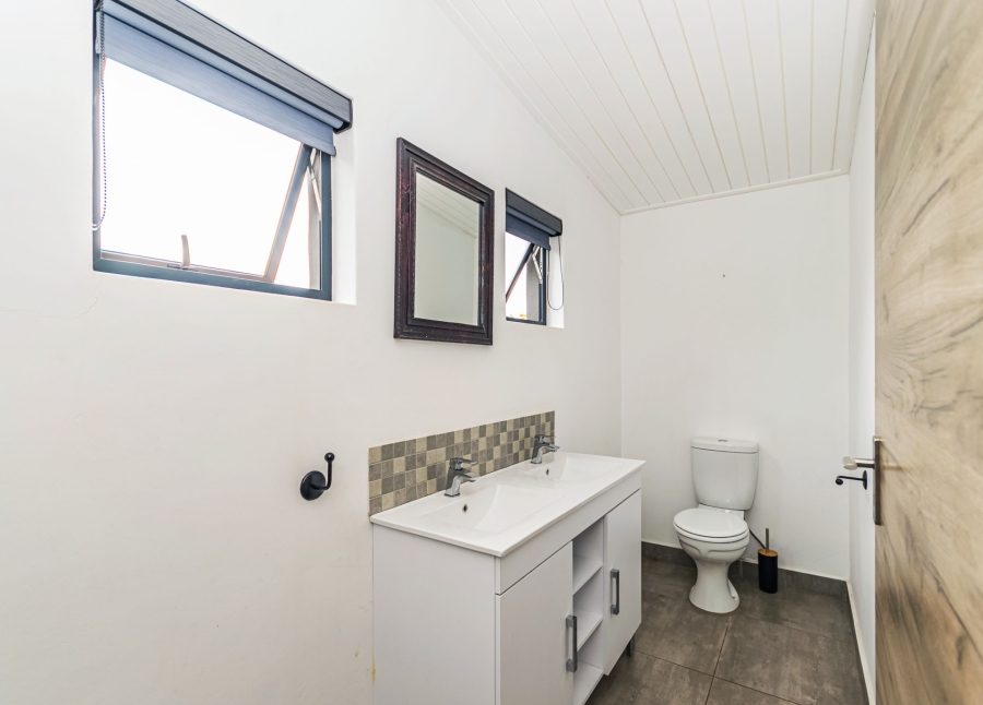 2 Bedroom Property for Sale in Lyttelton Manor Gauteng