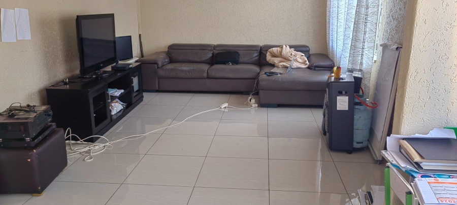 3 Bedroom Property for Sale in Lenasia Ext 10 Gauteng