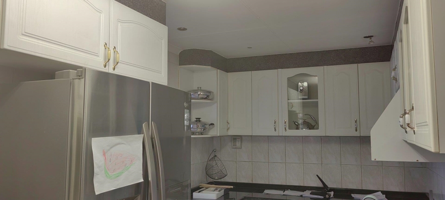 3 Bedroom Property for Sale in Lenasia Ext 10 Gauteng