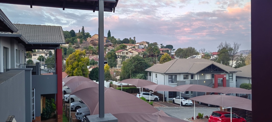 2 Bedroom Property for Sale in Gleneagles Gauteng