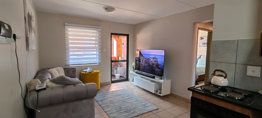 2 Bedroom Property for Sale in Olifantsvlei Gauteng