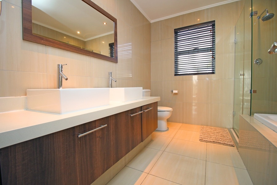 3 Bedroom Property for Sale in Houghton Estate Gauteng