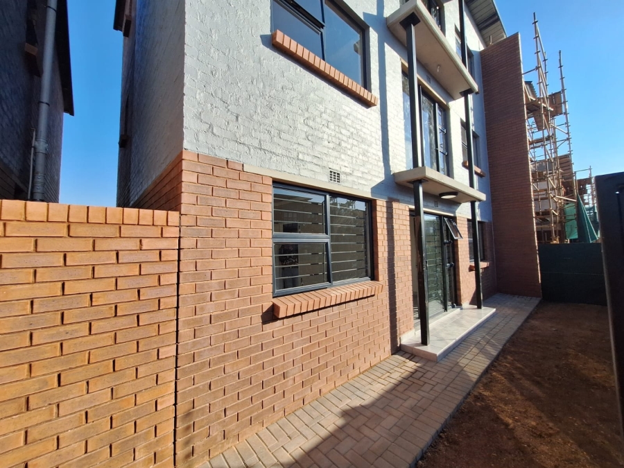 2 Bedroom Property for Sale in Sinoville Gauteng