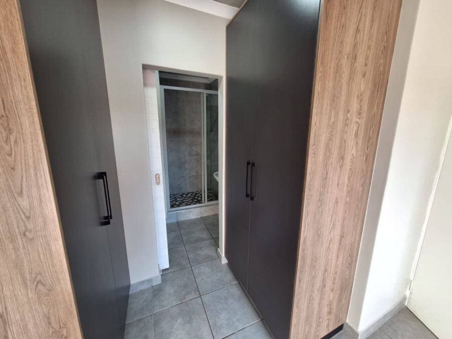 2 Bedroom Property for Sale in Sinoville Gauteng