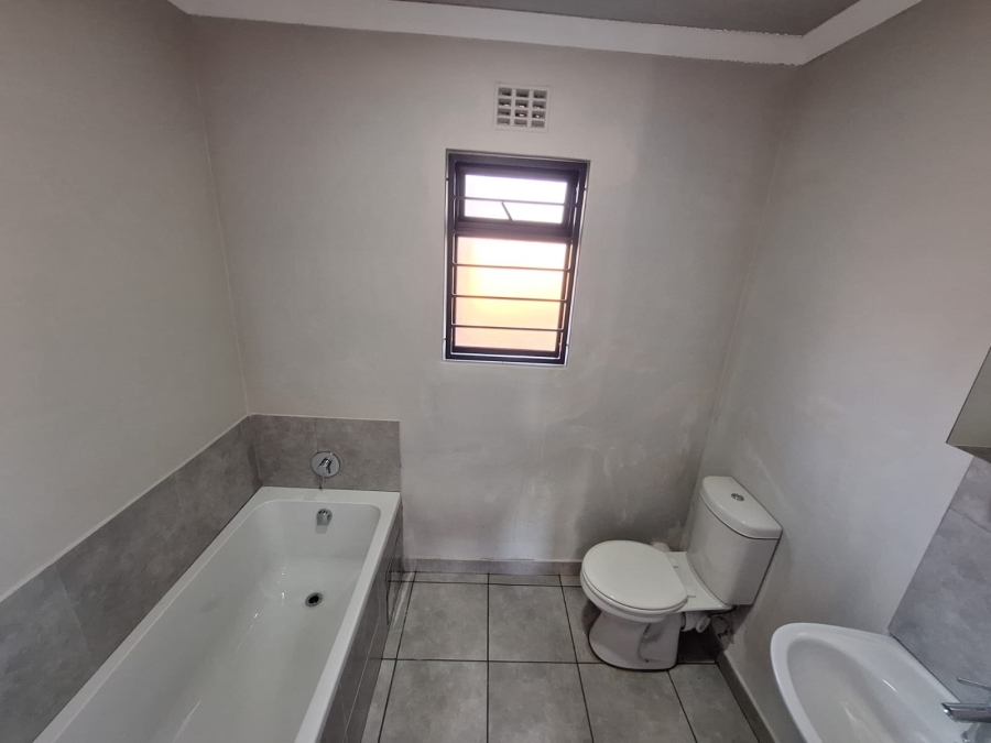 2 Bedroom Property for Sale in Sinoville Gauteng