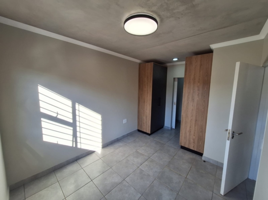 2 Bedroom Property for Sale in Sinoville Gauteng