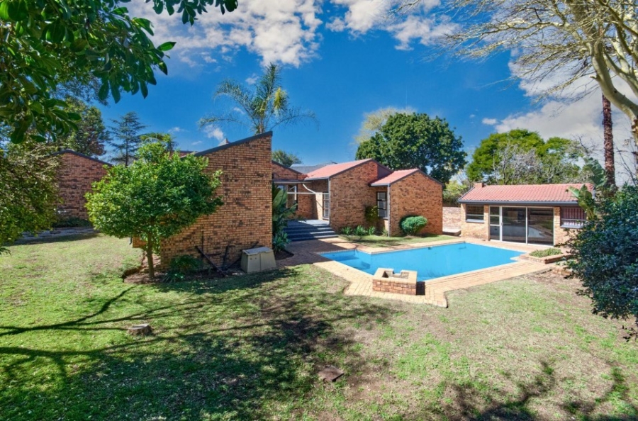 5 Bedroom Property for Sale in Halfway House Gauteng