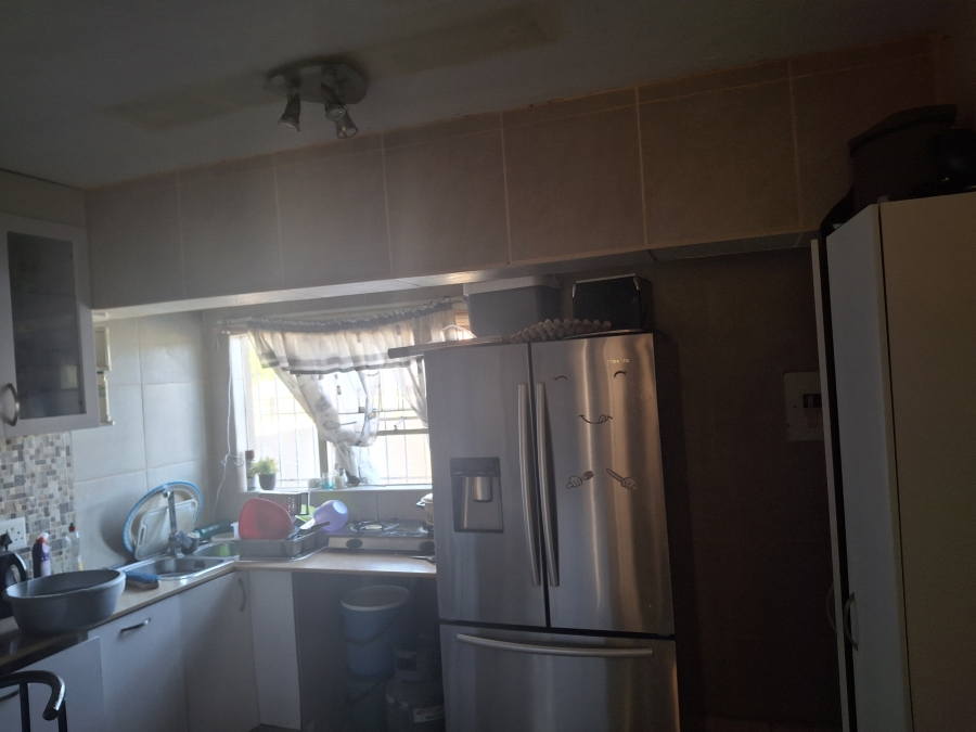 2 Bedroom Property for Sale in Edleen Gauteng