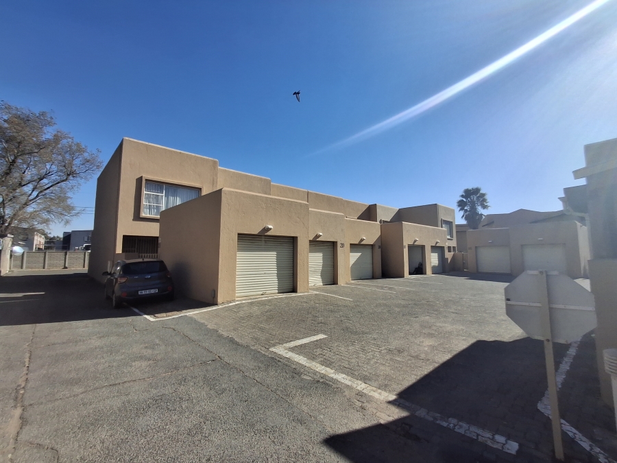 2 Bedroom Property for Sale in Edleen Gauteng