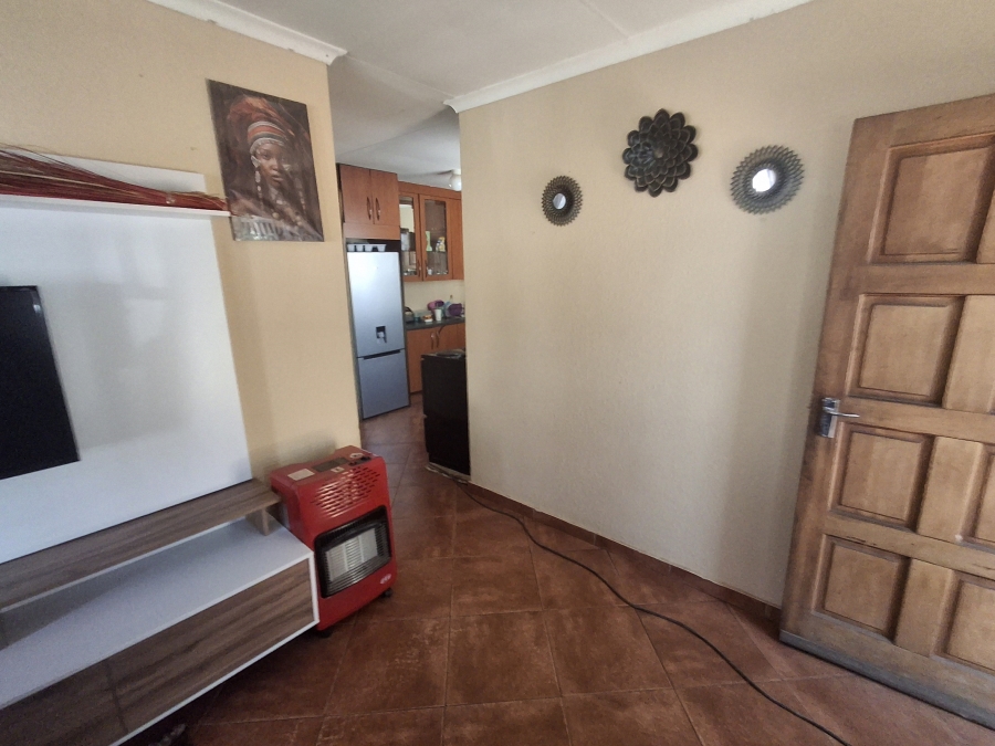 3 Bedroom Property for Sale in Birch Acres Gauteng