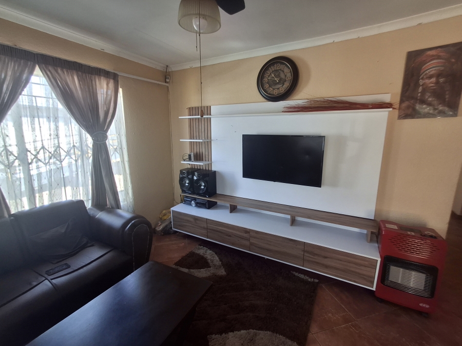 3 Bedroom Property for Sale in Birch Acres Gauteng