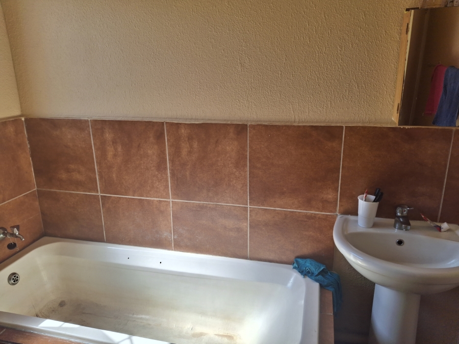 3 Bedroom Property for Sale in Birch Acres Gauteng