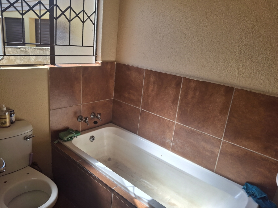 3 Bedroom Property for Sale in Birch Acres Gauteng