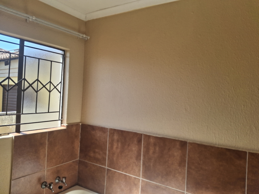 3 Bedroom Property for Sale in Birch Acres Gauteng