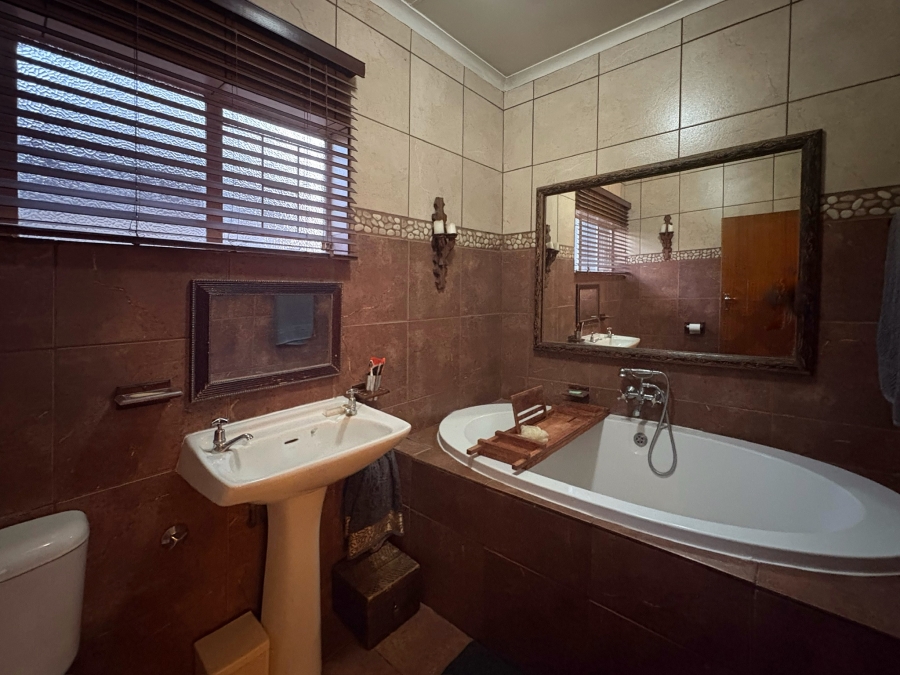 4 Bedroom Property for Sale in Wonderboom Gauteng