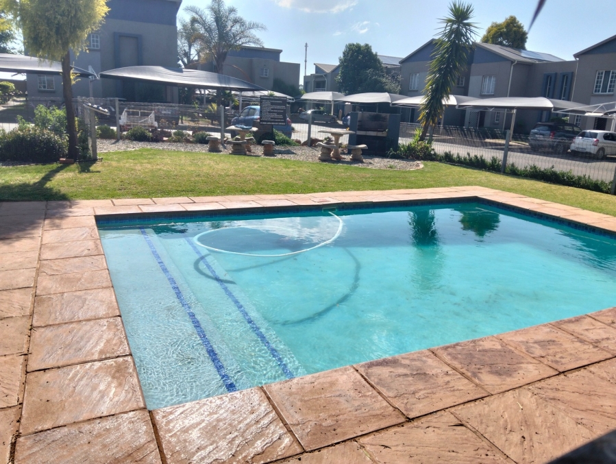 2 Bedroom Property for Sale in Brentwood Park Gauteng