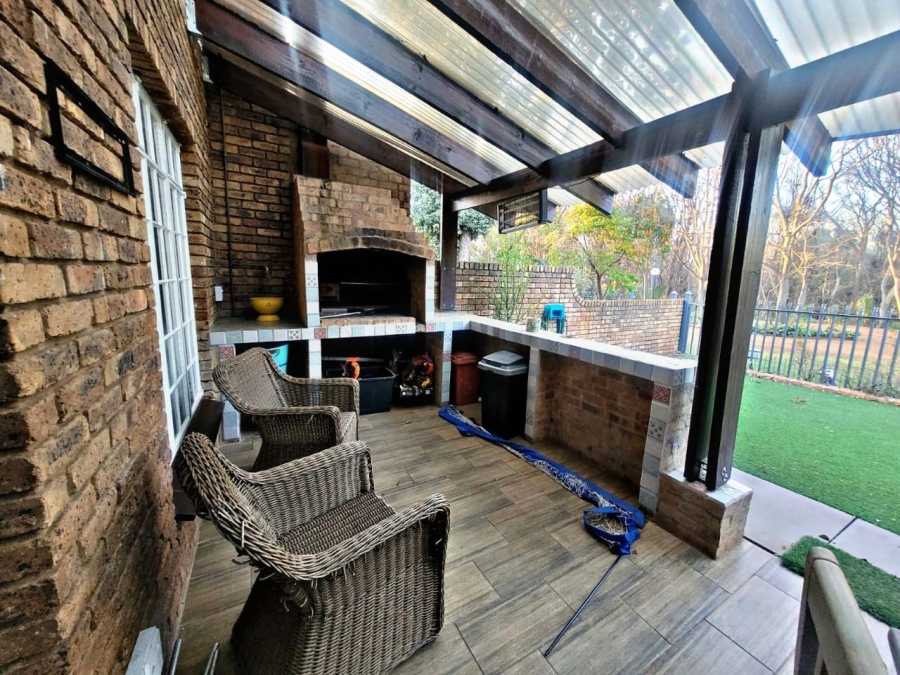 3 Bedroom Property for Sale in Hennopspark Gauteng