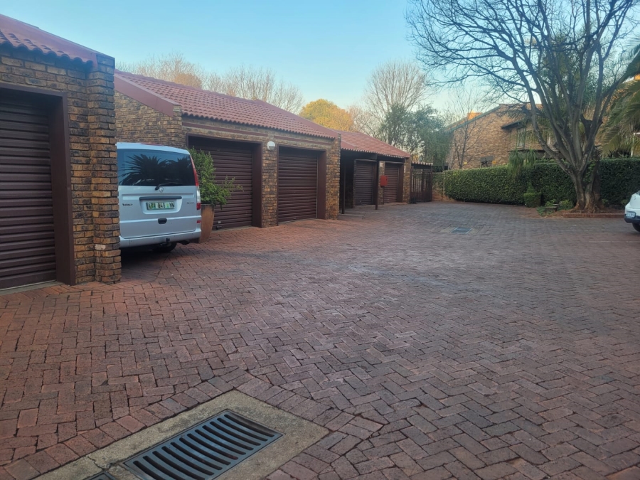 3 Bedroom Property for Sale in Hennopspark Gauteng