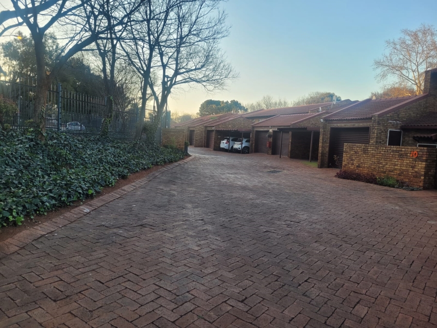 3 Bedroom Property for Sale in Hennopspark Gauteng