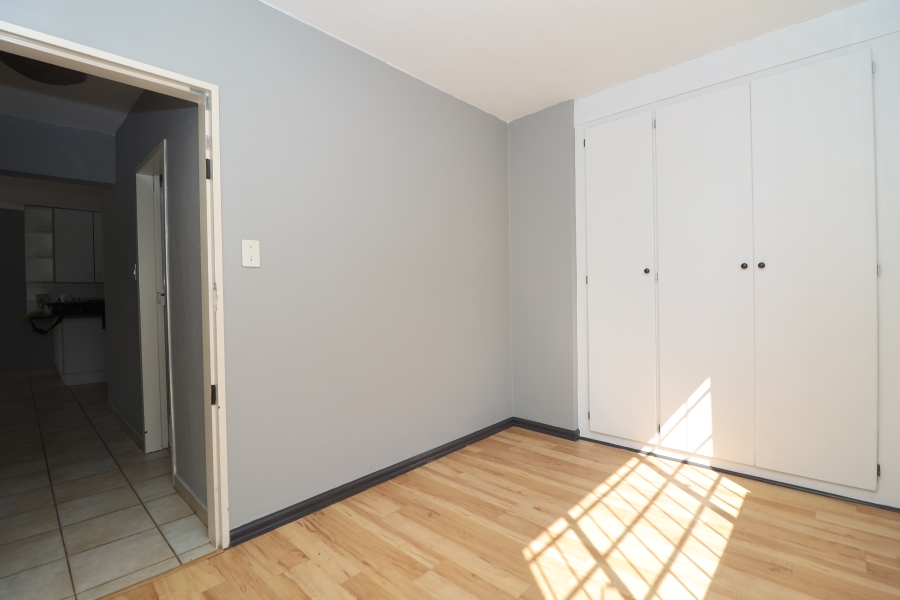 To Let 3 Bedroom Property for Rent in Bromhof Gauteng