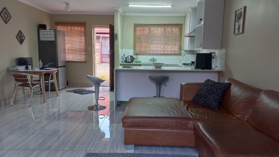2 Bedroom Property for Sale in Weavind Park Gauteng