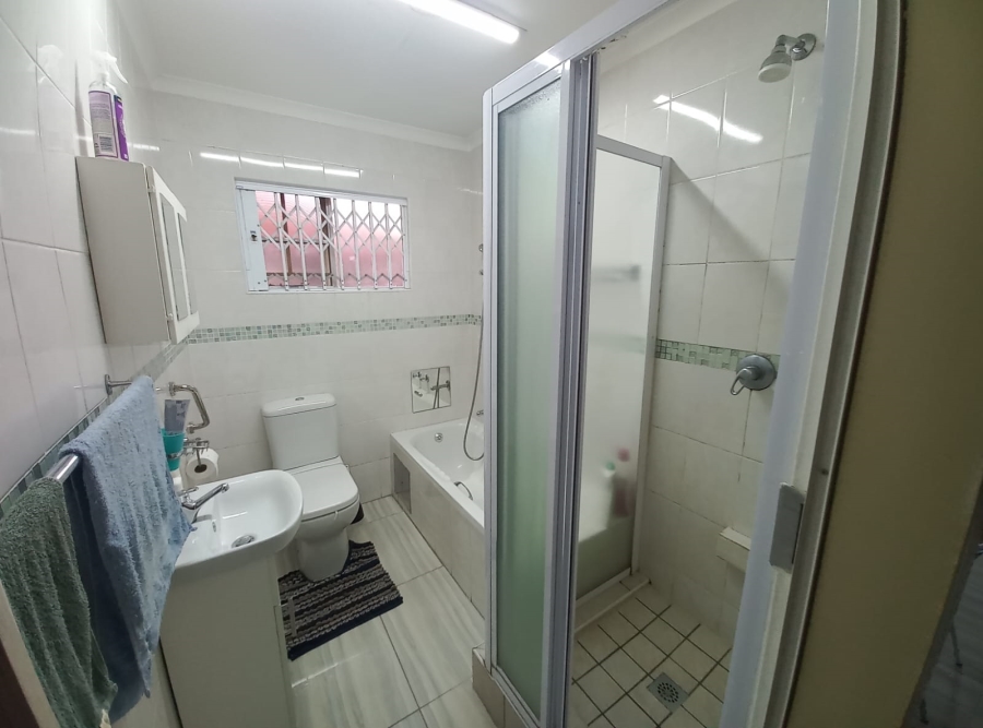 2 Bedroom Property for Sale in Weavind Park Gauteng
