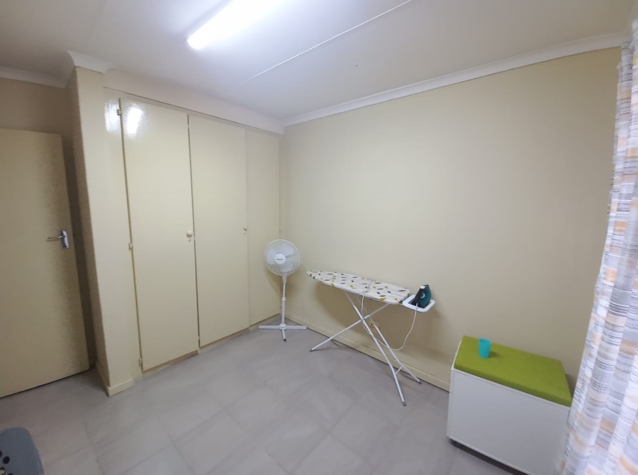 2 Bedroom Property for Sale in Weavind Park Gauteng