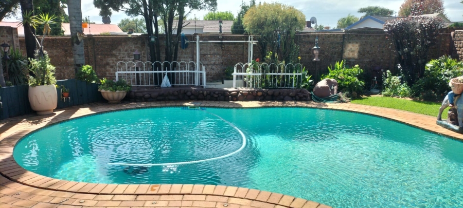 4 Bedroom Property for Sale in Brenthurst Gauteng