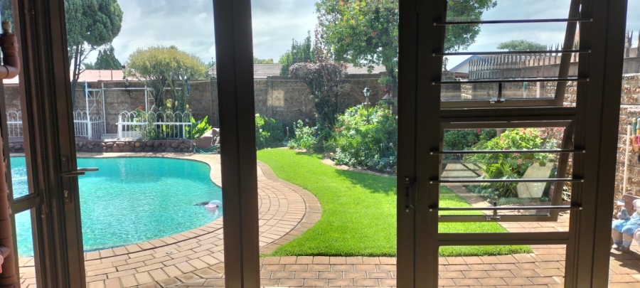 4 Bedroom Property for Sale in Brenthurst Gauteng