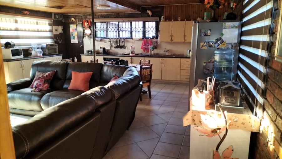 4 Bedroom Property for Sale in Brenthurst Gauteng