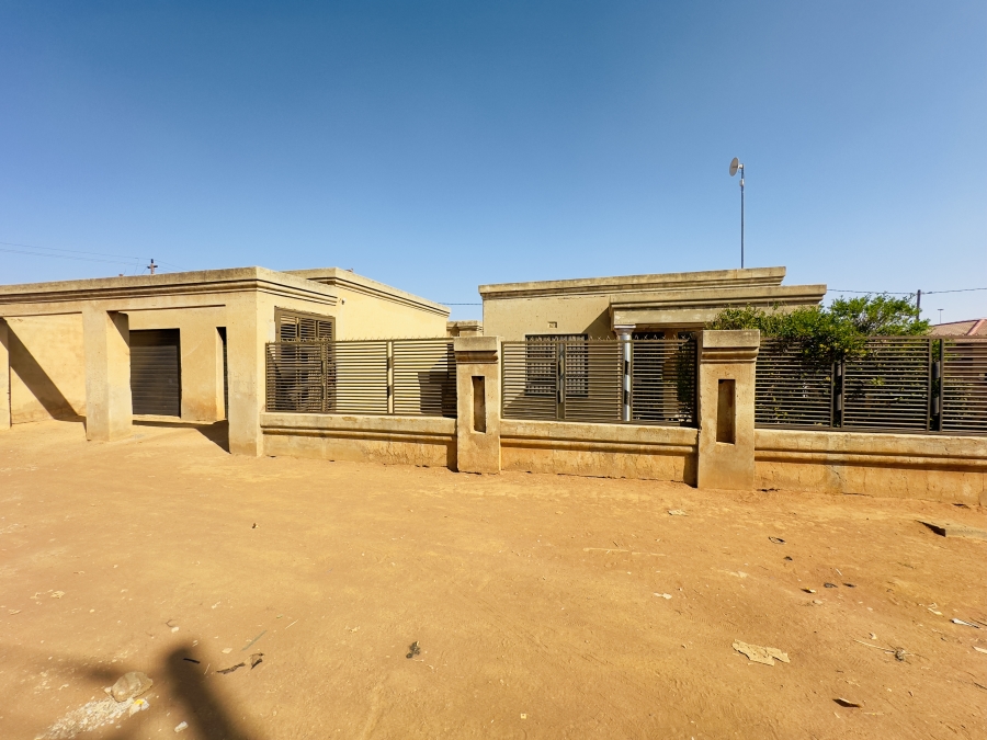 1 Bedroom Property for Sale in Tsakane Ext 17 Gauteng