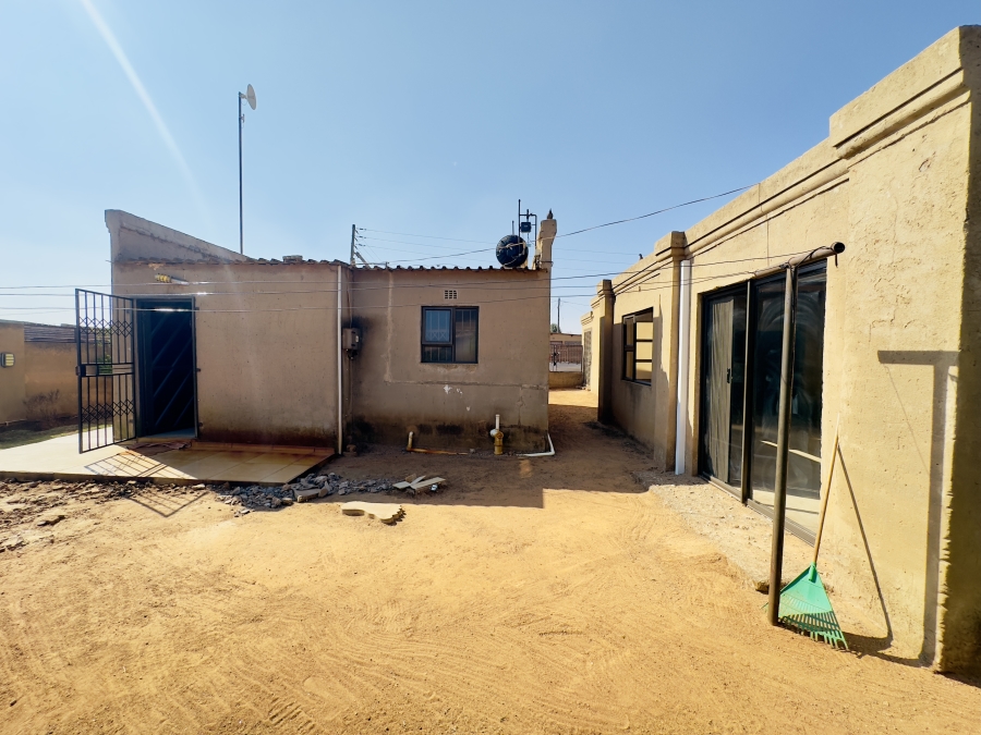 1 Bedroom Property for Sale in Tsakane Ext 17 Gauteng