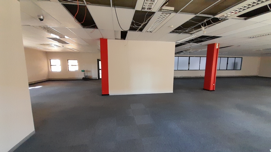 To Let commercial Property for Rent in Randjespark Gauteng