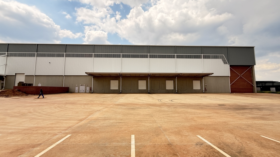 To Let commercial Property for Rent in Louwlardia Gauteng
