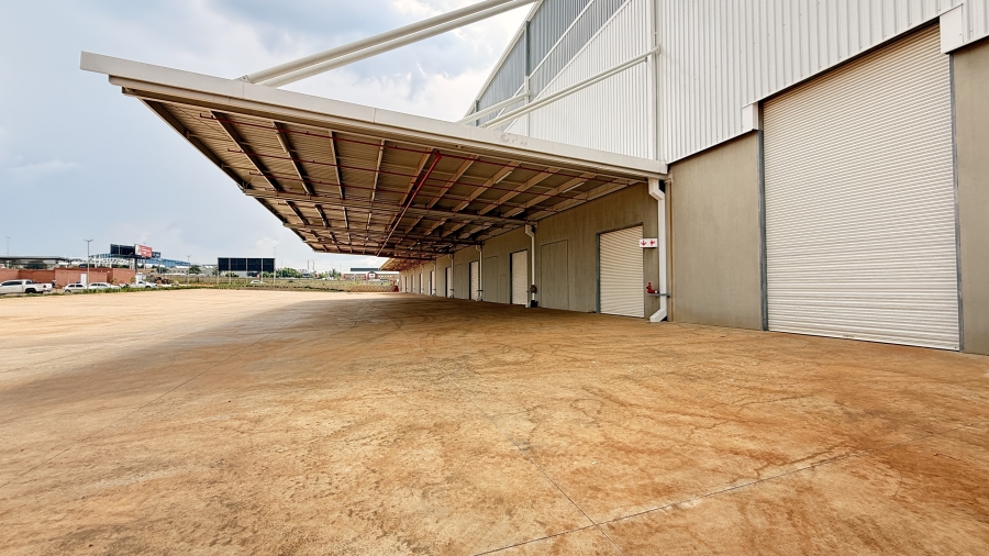 To Let commercial Property for Rent in Louwlardia Gauteng