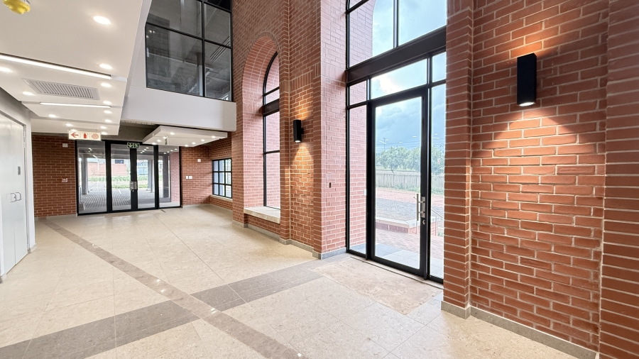 To Let commercial Property for Rent in Louwlardia Gauteng