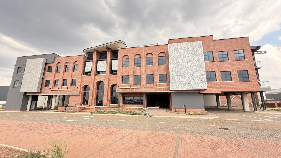To Let commercial Property for Rent in Louwlardia Gauteng