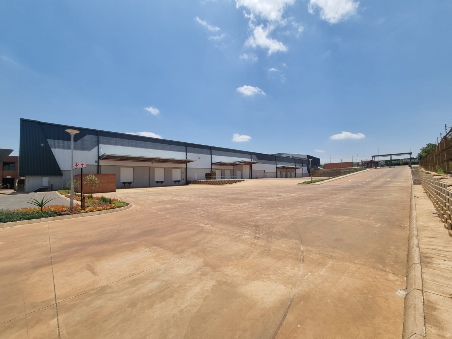 To Let commercial Property for Rent in Louwlardia Gauteng