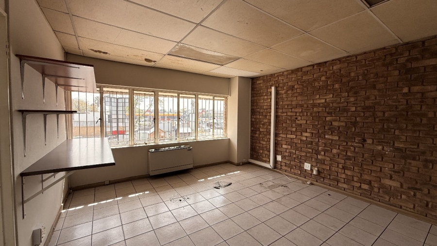 Commercial Property for Sale in Hennopspark Gauteng