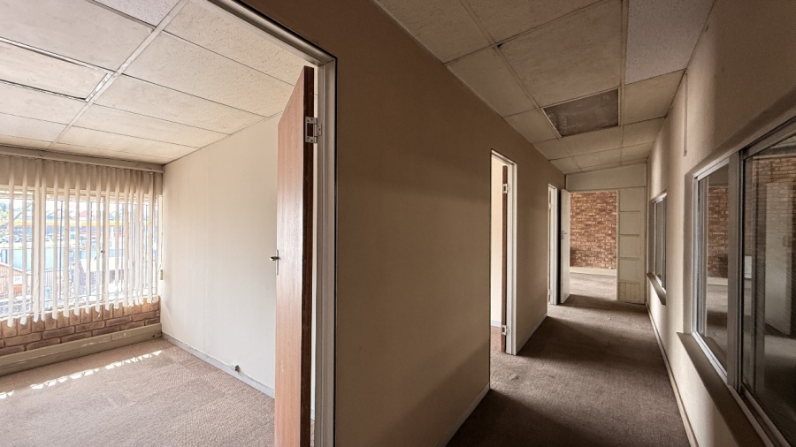 Commercial Property for Sale in Hennopspark Gauteng