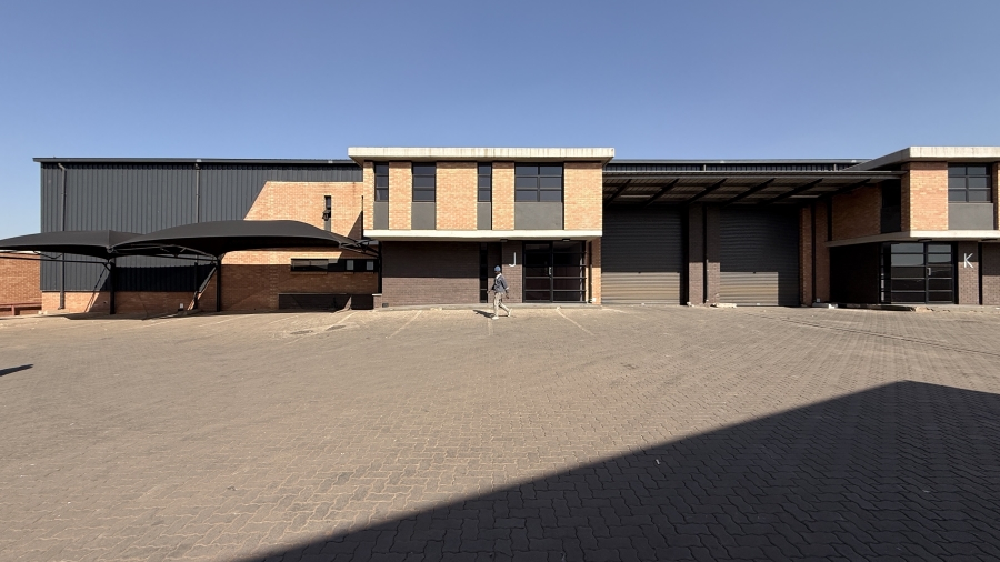 To Let commercial Property for Rent in Clayville Gauteng