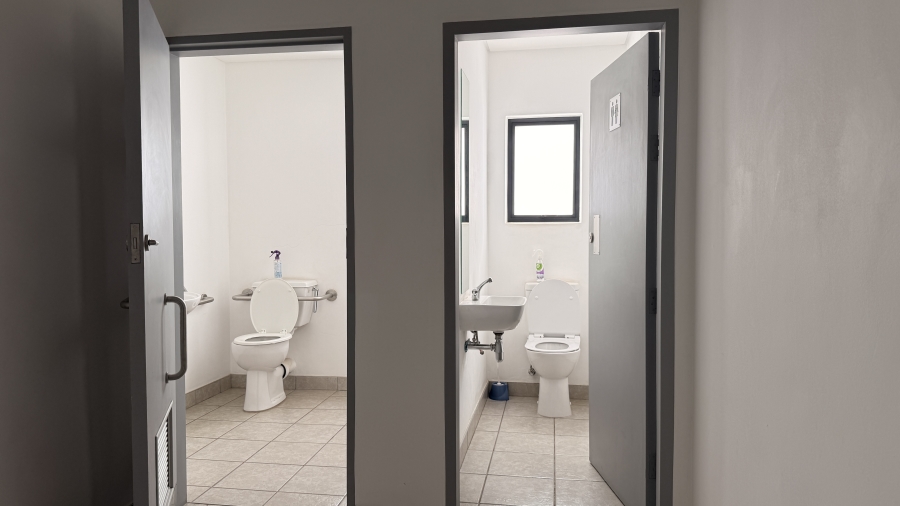 To Let commercial Property for Rent in Olifantsfontein Gauteng