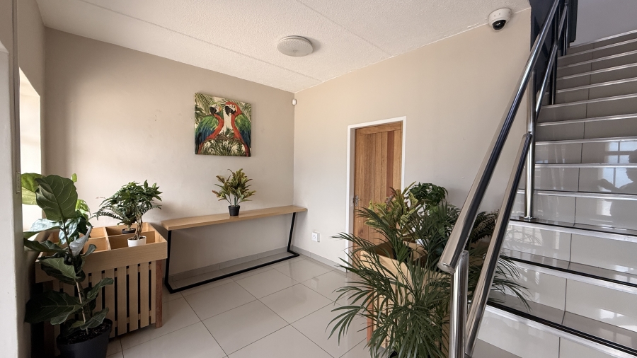 To Let commercial Property for Rent in Eastgate Gauteng