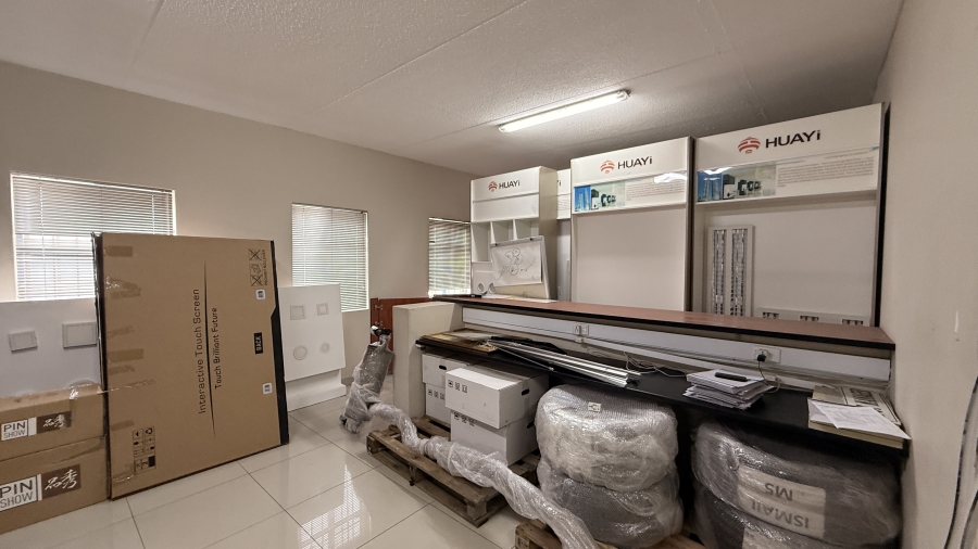 To Let commercial Property for Rent in Eastgate Gauteng