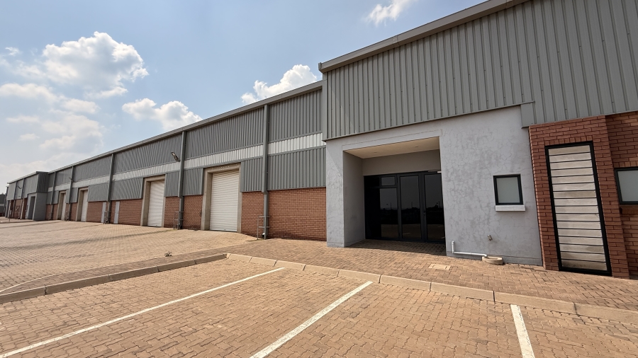 To Let commercial Property for Rent in Olifantsfontein Gauteng